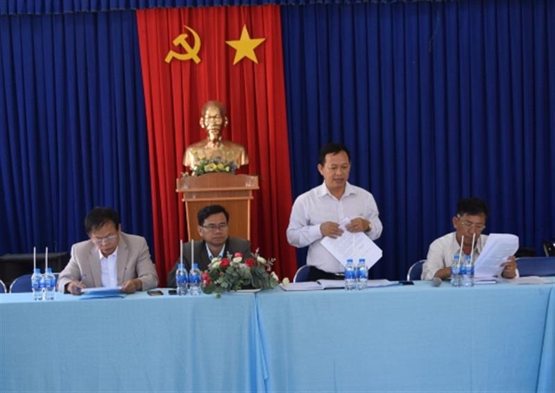 Chủ trì hội nghị