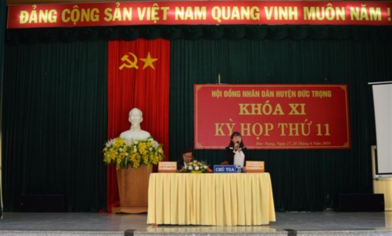Chủ tọa kỳ họp
